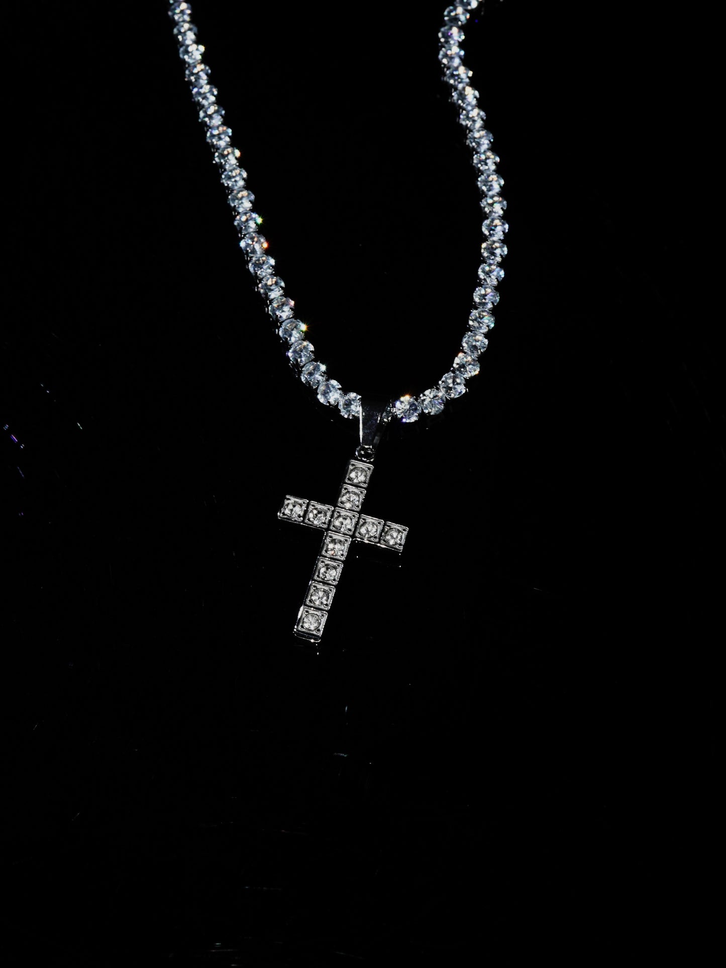 TENNIS CROSS