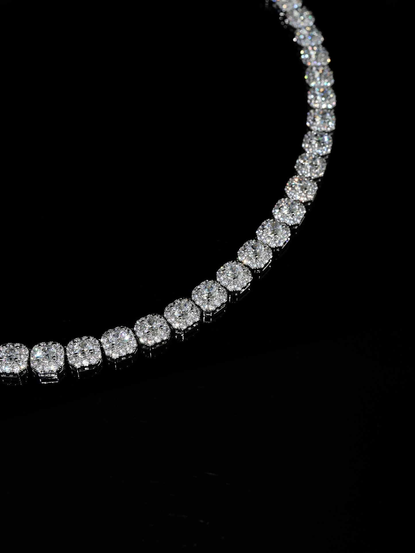 DIAMOND HALO