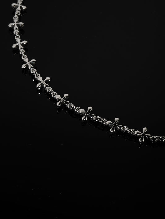 CLOVER CROSS BRACELET