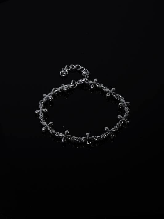 CLOVER CROSS BRACELET