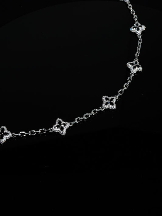 BLACK ICE CLOVER