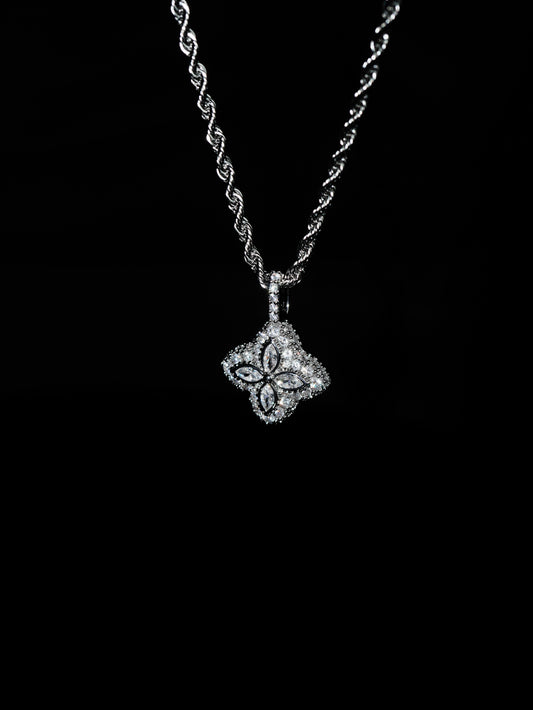 WHITE ICE CLOVER